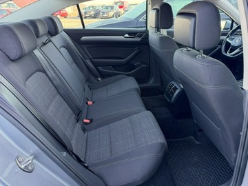Volkswagen Passat B8 Limousine Facelifting 2.0 TDI SCR 150KM 2020 Volkswagen Passat 2.0 TDI 150KM 2020 ACC,zadbany, zdjęcie 12