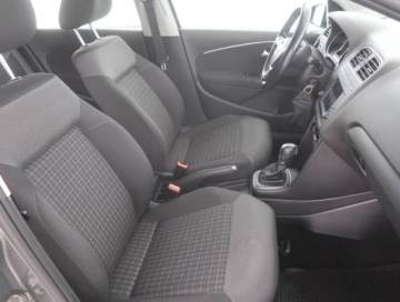 Volkswagen Polo V Hatchback 3d Facelifting 1.2 TSI BlueMotion Technology 90KM 2017 VW Polo 1.2 TSI, Salon Polska, Serwis ASO, DSG, zdjęcie 8