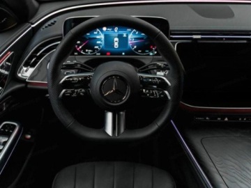 Mercedes Klasa E W214 Sedan 2.0 220d 197KM 2025 E Klasa 220 d 4-Matic AMG 2.0 (197KM) 2025, zdjęcie 7