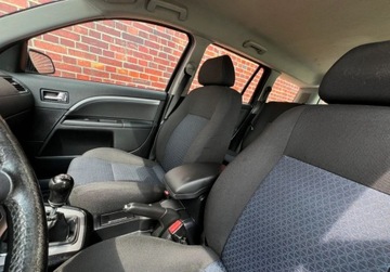 Ford Mondeo III Hatchback 1.8 16V 125KM 2007 Ford Mondeo Relingi Czujniki klima Gwarancja w cenie Warszawa VLVL 1.8, zdjęcie 11