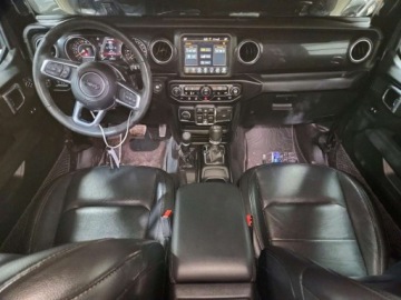 Jeep Wrangler IV 2022 Jeep Wrangler UNLIMITED SAHARA 2022 3.6 Benzyna 285KM, zdjęcie 8