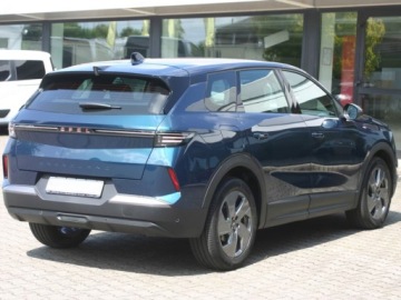 Opel 2025 Od ręki - Edition eDTC6 1.2 Turbo mHEV 145KM, zdjęcie 3