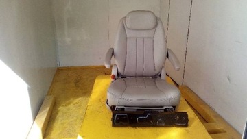 SEDADLO LEVÝ ZADNÍ ŘADA DRUHÝ DODGE CARAVAN IV