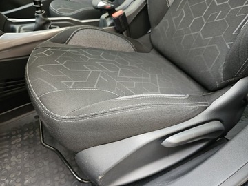 Peugeot 2008 I SUV Facelifting 1.2 PureTech 130KM 2018 Peugeot 2008 Dealer Peugeot | Polski Salon | Gwara, zdjęcie 25