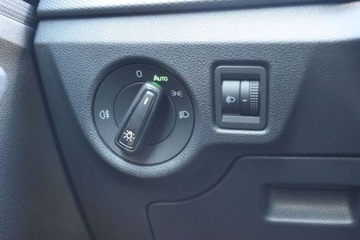 Skoda Kamiq Crossover 1.0 TSI 110KM 2023 Skoda Kamiq SalonPL 110KM AmbitionPakiety Gwarancja Podgrz.fot LED ALU ASO, zdjęcie 23