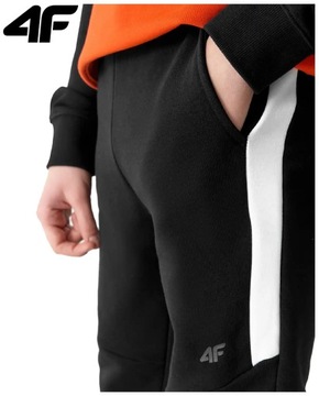 СПОРТИВНЫЕ БРЮКИ ДЛЯ МАЛЬЧИКОВ 4F M589 ДЕТСКИЕ СПОРТИВНЫЕ БРЮКИ НА КАЖДЫЙ ДЕНЬ 158