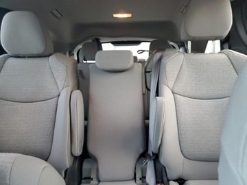 Toyota Sienna III 2025 Toyota Sienna 2025r., Le, 2.5L, od ubezpieczalni 2.5 Hybryda 192KM, zdjęcie 8