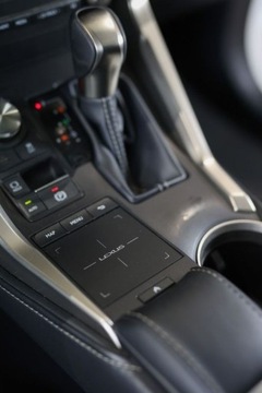 Lexus NX I SUV Facelifting 300 238KM 2018 Lexus NX 300 Elegance AWD 2.0 Benzyna 238KM, zdjęcie 16