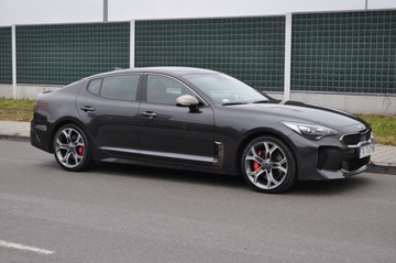 Kia Stinger Liftback 3.3 T-GDi 370KM 2018 KIA STINGER 3.3 T-GDI V6 GT AWD KRAJOWE BEZWYPADKOWE I WŁAŚCICIEL, zdjęcie 21