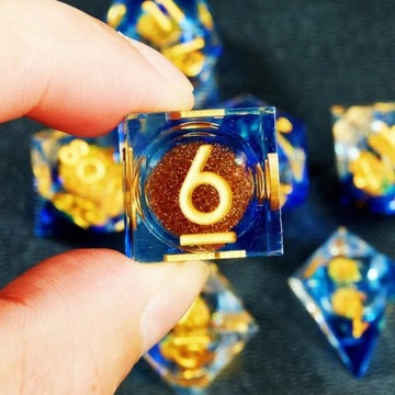 KOSTKI RPG WYBRZEŻE MIECZY ZESTAW 7 PŁYNNYCH KOSTEK KOŚCI