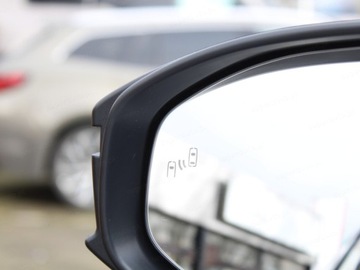 Toyota C-HR II SUV 2.0 Hybrid Dynamic Force 197KM 2025 Od ręki - Executive 2.0 Hybrid Dynamic Force 197KM | Podgrzewane fotele!, zdjęcie 3