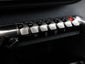 Peugeot 3008 II Crossover Facelifting  1.2 PureTech 130KM 2023 Peugeot 3008 Allure Pack Full LED PDC automat, zdjęcie 27