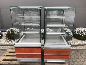 300 шт. Холодильная кондитерская витрина