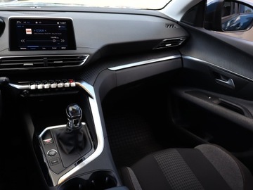 Peugeot 3008 II Crossover Facelifting  1.2 PureTech 130KM 2021 Peugeot 3008 1.2 PureTech, Salon Polska, zdjęcie 7