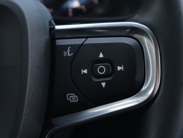 Volvo XC40 Crossover Facelifting 2.0 B3 163KM 2024 Volvo XC40 B3, Salon Polska, 1. Właściciel, zdjęcie 17