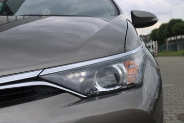 Toyota Auris II Touring Sports Facelifting 1.33 Dual VVT-i 99KM 2017 Toyota Auris Comfort, zdjęcie 9