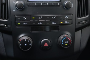 Hyundai i30 I CW Facelifting 1.4 DOHC 109KM 2010 Hyundai i30 1.4 CVVT, Klima, zdjęcie 14