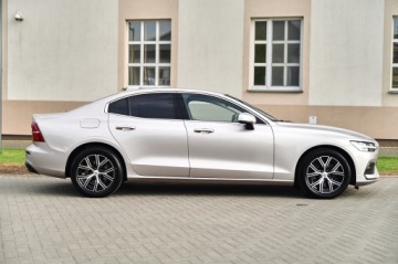 Volvo S60 III Sedan Facelifting 2.0 B4 197KM 2024 17tyś, PRZEBIEG_____4 SZTUKI W OFERCIE, zdjęcie 14