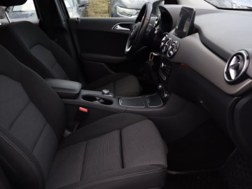 Mercedes Klasa B W246 Sports Tourer Facelifting 1.5 180 d 109KM 2016 Mercedes B B 180 CDI, Salon Polska, Automat, Navi, zdjęcie 8