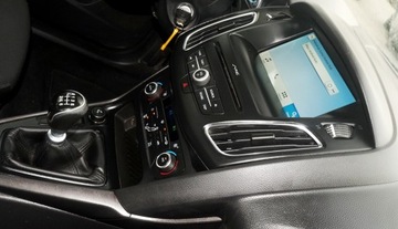 Ford Focus III Kombi Facelifting 1.0 EcoBoost 125KM 2018 FORD FOCUS IV KOMBI 1.0 125 KM / ZADBANY /, zdjęcie 32