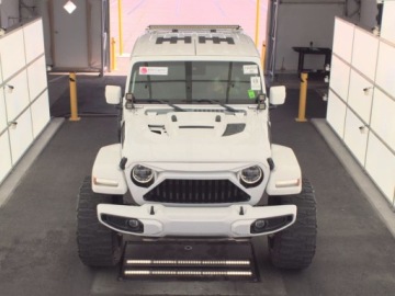 Jeep Gladiator 2021 Jeep Gladiator High Altitude Edition 2021 3.6 Benzyna 285KM, zdjęcie 6