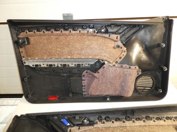 ОБИВКА БОКОВИН ПЕРЕДНЕЙ ДВЕРИ GOLF VI GTD GTI HB 3D