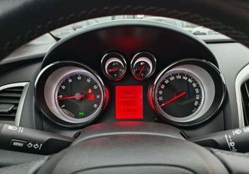 Opel Astra J Hatchback 5d 1.4 Turbo ECOTEC 140KM 2011 Opel Astra sprowadzone zarejestrowane 1.4 Benzyna 140KM, zdjęcie 13