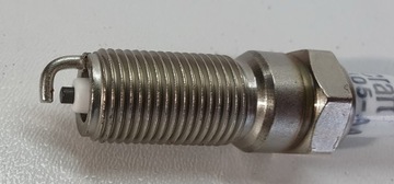 4 свечи зажигания Motorcraft Ford 4M5J-12405-AA