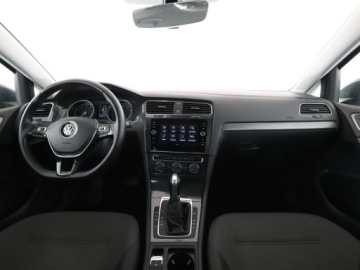 Volkswagen Golf VII Hatchback 3d Facelifting 1.4 TSI  125KM 2018 Volkswagen Golf led, dsg, kamera, klimatronik,, zdjęcie 14