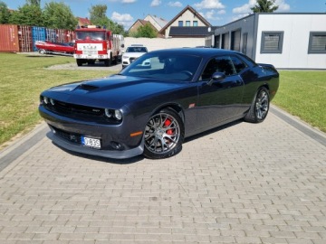 Dodge Challenger III 2016 Dodge Challenger 6.4 Hemi 392 Pełny SRT Brembo