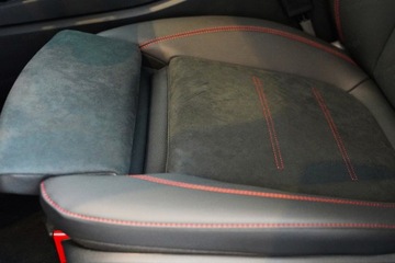 Mercedes Klasa A W177/V177 Sedan Plug-In Facelifting 1.3 250e 218KM 2023 MERCEDES-BENZ A Klasa 250 e AMG Line 1.3 (218KM) 2023, zdjęcie 7