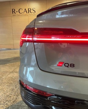 Audi Q8 e-tron 114kWh 408KM 2023 Audi Q8 Sportback e-tron Sportback 55 Salon Polska ASO FV23 R CARS Warszawa, zdjęcie 22