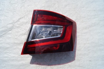 LAMPA TYŁ TYLNA PRAWA SKODA FABIA III 3 6V9 KOMBI
