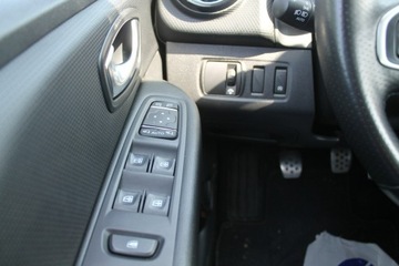 Renault Clio IV Hatchback 5d Facelifting 1.2 Energy TCe 118KM 2016 Renault Clio ROK 2016 POJ 1,2 118KM, zdjęcie 18