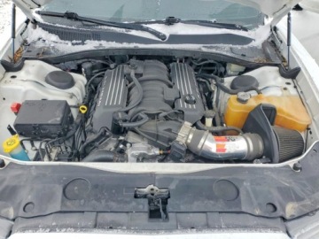 Dodge Charger V 2013 Dodge Charger SRT-8 2013 6.4 Benzyna 470KM, zdjęcie 6