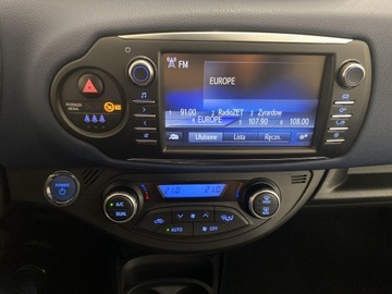 Toyota Yaris III 2018 Toyota Yaris Hybrid 100 Selection III (2011-2019), zdjęcie 15