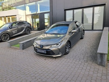 Toyota Corolla XII Sedan 1.8 Hybrid 122KM 2022 Toyota Corolla 1.8 Hybrid Executive Seria E21 (201