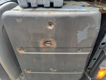 БОКОВАЯ КРЫШКА КАТАЛИТИЧЕСКОГО НЕЙТРАЛИЗАТОРА RENAULT DXI