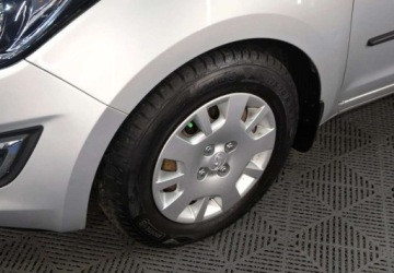Hyundai i20 I Hatchback 5d Facelifting 1.2 DOHC 85KM 2012 Hyundai i20 1.2 Benzyna 85KM, zdjęcie 10