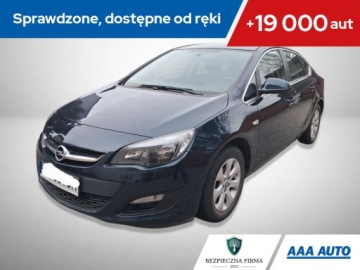Opel Astra J Sedan 1.4 Turbo ECOTEC 140KM 2016 Opel Astra 1.4 T, Salon Polska, 1. Właściciel