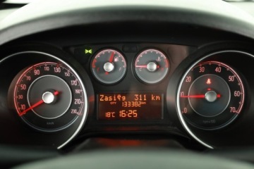 Fiat Punto Punto 2012 Hatchback 3d 1.2 8v 69KM 2014 Fiat Punto 1.2, Klima, zdjęcie 7