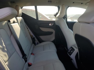 Volvo XC40 2023 Volvo XC 40 Ultimate 2023 2.0l 2.0 Benzyna 247KM, zdjęcie 10