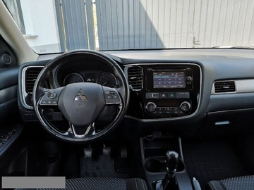 Mitsubishi Outlander III 2016 Mitsubishi Outlander 2.2 DID 150KM # Serwis #, zdjęcie 11