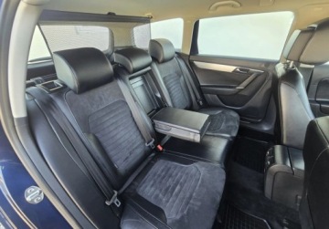 Volkswagen Passat B7 Variant 2.0 TDI CR DPF BlueMotion 140KM 2011 Volkswagen Passat Sliczny 2.0 TDI Bogata Wersja ORYGINAL Zadbany NISKI PRZ, zdjęcie 11