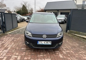 Volkswagen Touran II 1.6 TDI 105KM 2013 Volkswagen Touran swiezo sprowadzony Zarejestrowany Ubezpieczony 1.6, zdjęcie 1