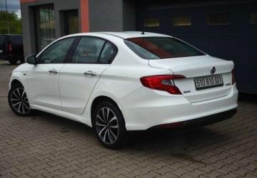 Fiat Tipo II Sedan 1.4 95KM 2016 Fiat Tipo Fiat Tipo 1.4 16V Lounge 1.4 Benzyna 95KM, zdjęcie 1