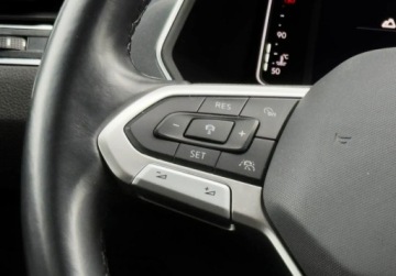 Volkswagen Tiguan Allspace SUV Facelifting 2.0 TDI SCR 200KM 2022 Volkswagen Tiguan Allspace IQ.Light MatrixLED Hak Kamery 360 Webasto T, zdjęcie 20