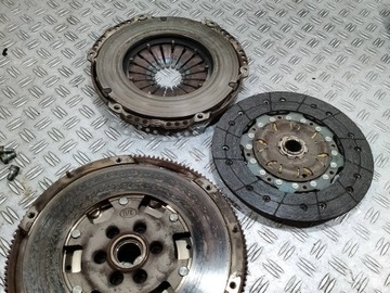 KOLO DVOUHMOTNÉ KOMPLETNÍ SEAT ALHAMBRA I 1.8 T