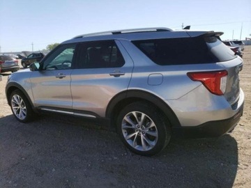 Ford Explorer VI 2021 Ford Explorer 2021, 3.0L, 4x4, PLATINUM, po gradobiciu 3.0 Benzyna 365KM, zdjęcie 5