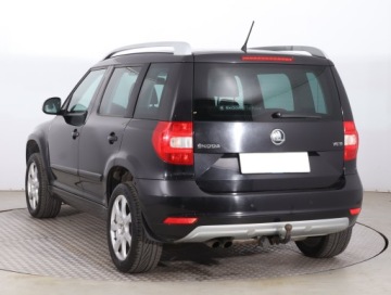 Skoda Yeti Outdoor 2.0 TDI 110KM 2014 Skoda Yeti 2.0 TDI, Salon Polska, Serwis ASO, zdjęcie 3